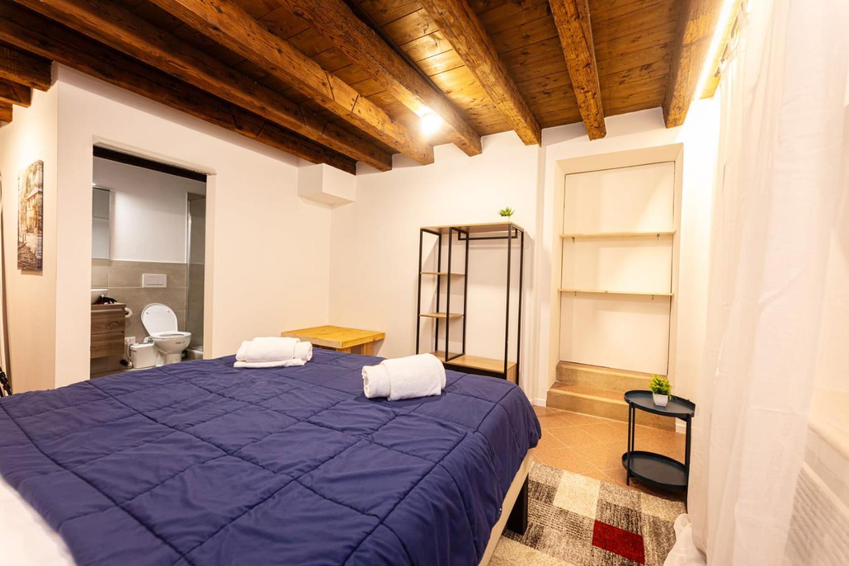 Al 18 Verona Rooms — Photos 2